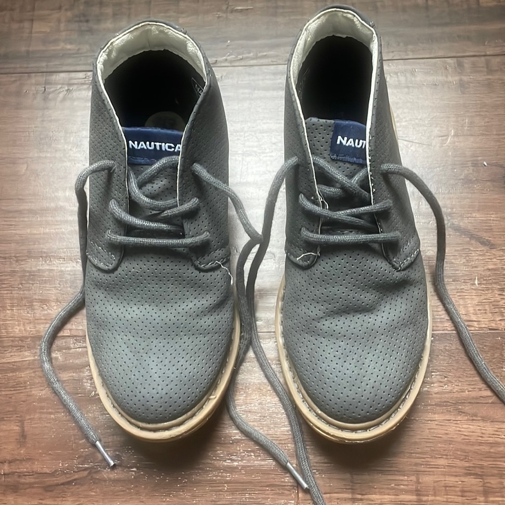 Sz 13 Nautica Casual/Dress Shoes